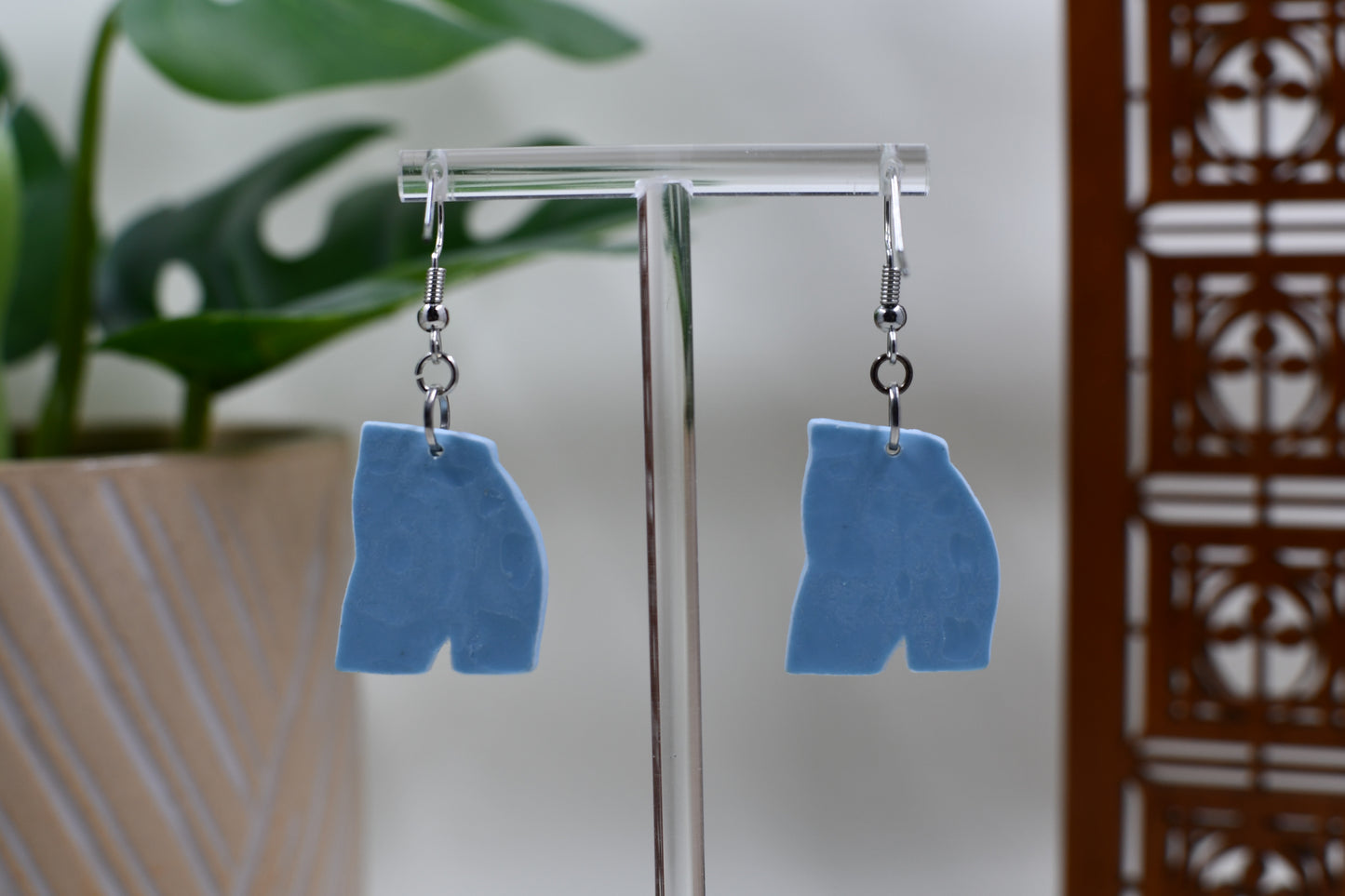Light Wash Mom Jeans Butt Dangle Earrings