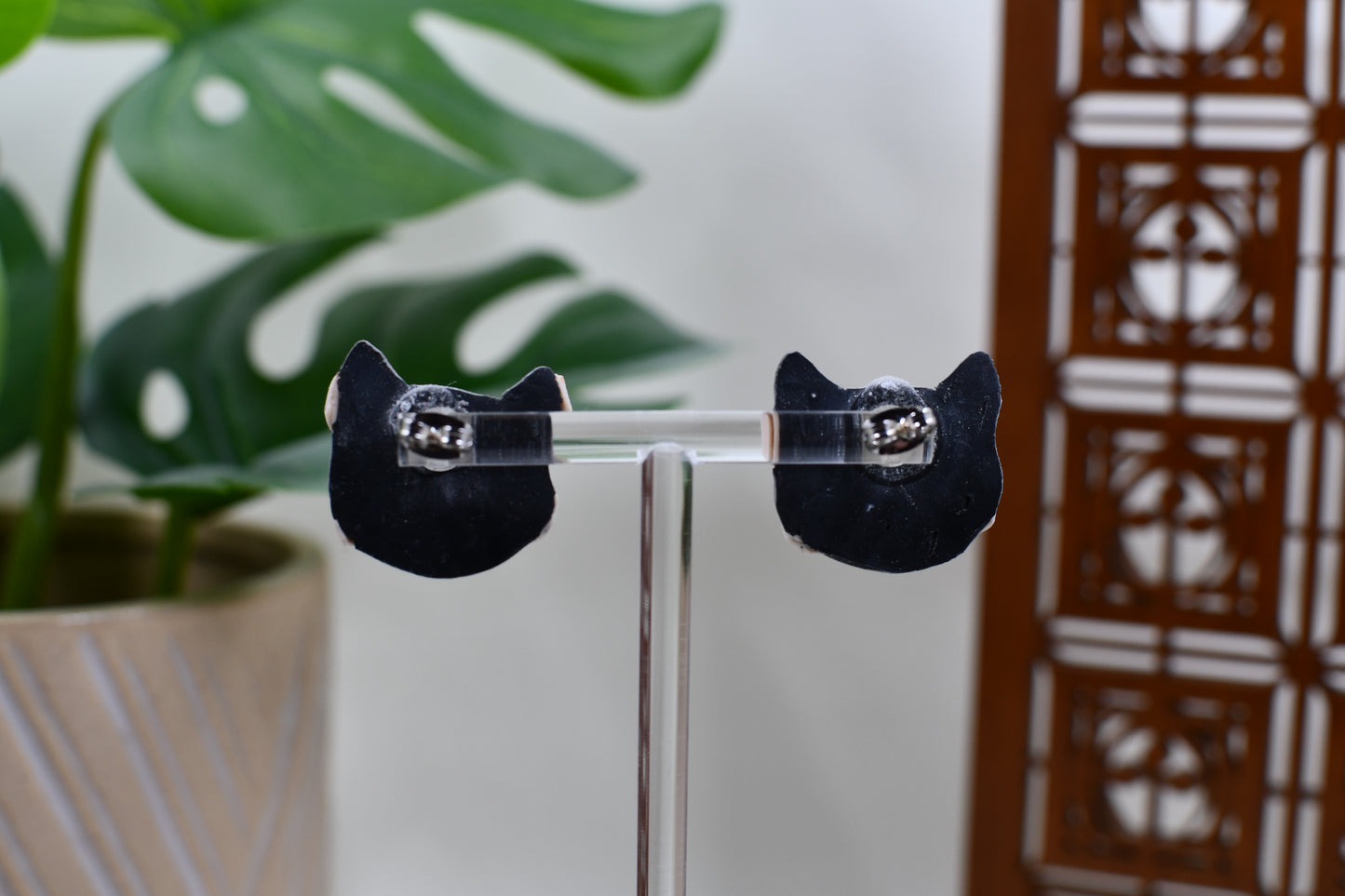 Mummy Black Cat Stud Earrings