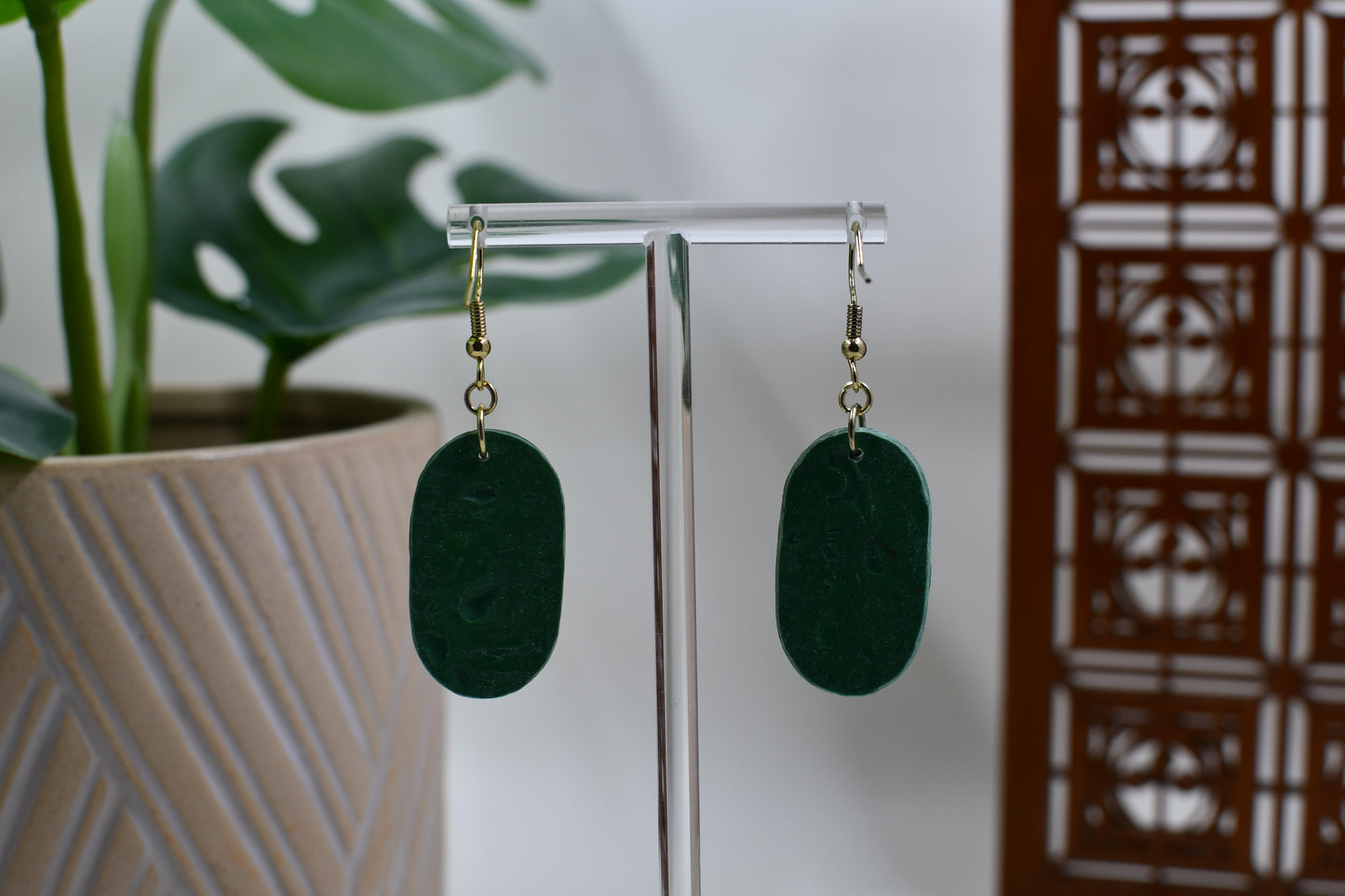Green Christmas Pattern Embossed Oval Dangle Earrings