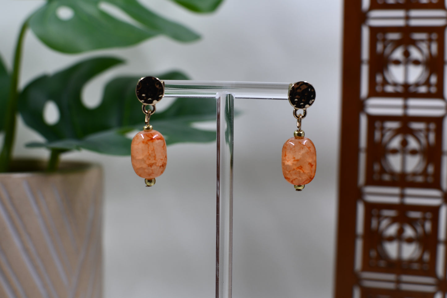 Gold Hammered Circle with Crackled Orange Glass Bead Drop Stud Earrings