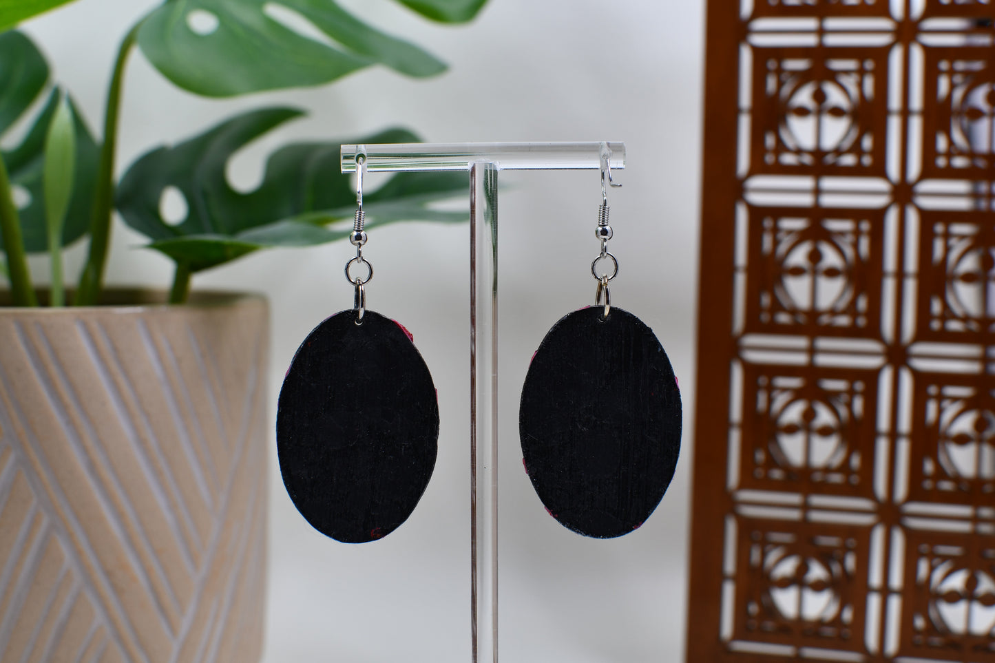 Black Era Glittery Red Snake Oval Dangle Earrings