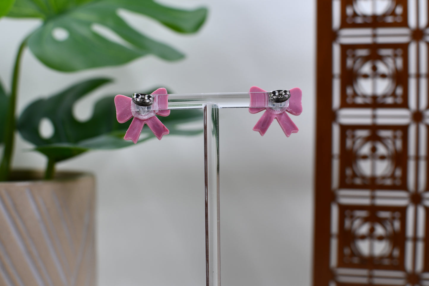 Pink Era Bow Stud Earrings with Pink Heart